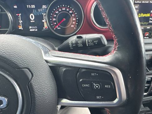Used 2019 Jeep Wrangler Unlimited Rubicon AWD/4WD image 14