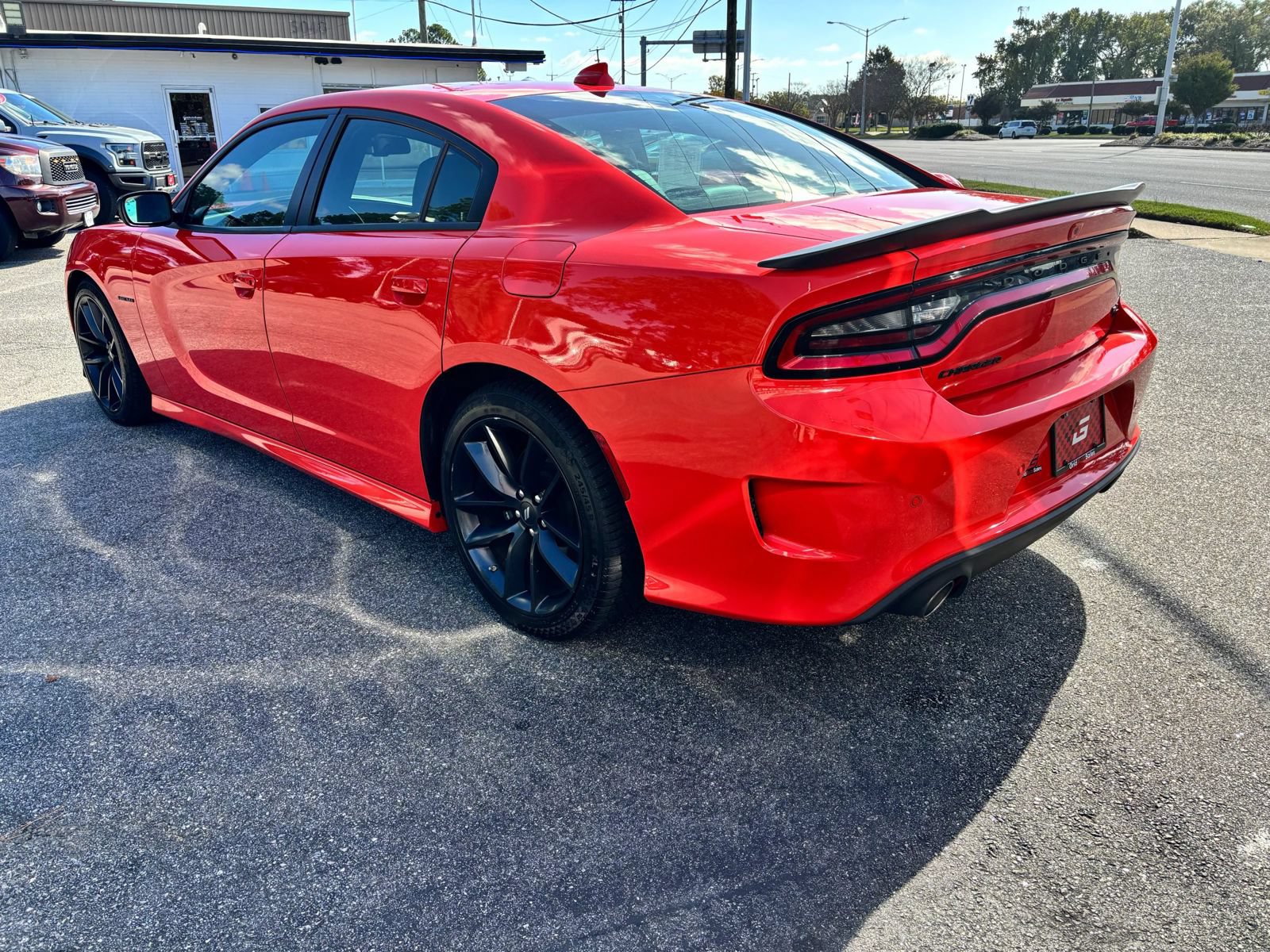 Used 2022 Dodge Charger R/T w/ Plus Group RWD image 5