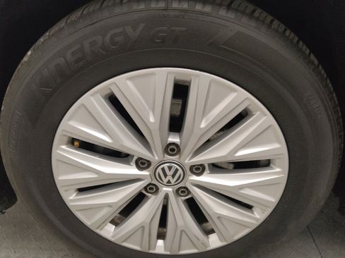 Used 2019 Volkswagen Jetta S w/ Driver Assistance Package FWD image 31