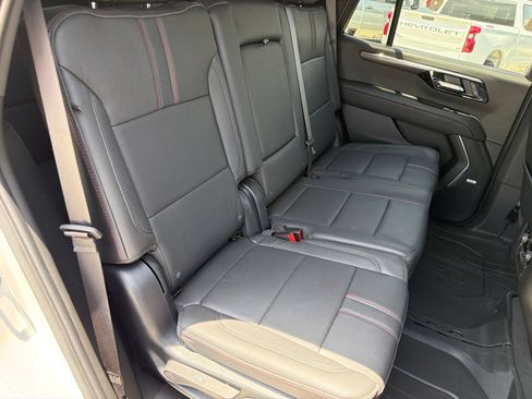 Used 2025 Chevrolet Tahoe RST w/ Comfort Package RWD image 12