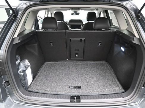 New 2026 Volkswagen Taos SEL image 12