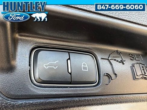 Used 2022 Ford Explorer ST-Line image 16