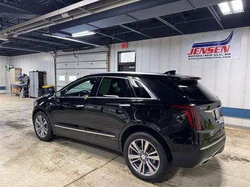 Used 2024 Cadillac XT5 Premium Luxury w/ Platinum Package AWD/4WD image 6