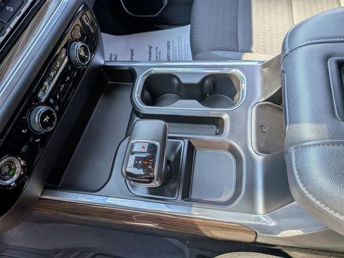 Used 2022 Chevrolet Silverado 1500 RST image 14