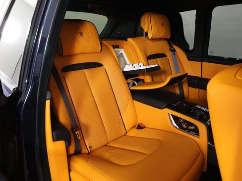 Certified 2022 Rolls-Royce Cullinan w/ Cullinan Package AWD/4WD image 35