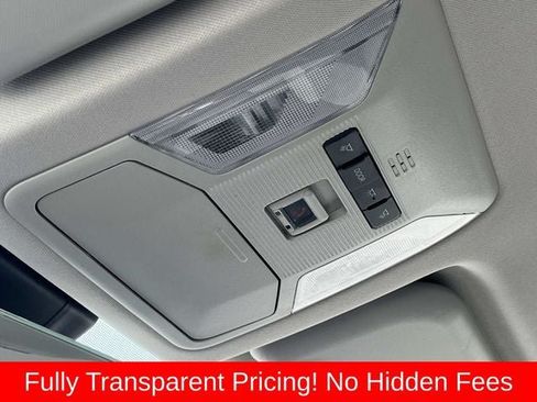 Used 2023 Toyota RAV4 LE AWD/4WD image 31