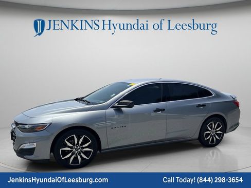 Used 2023 Chevrolet Malibu RS FWD image 10