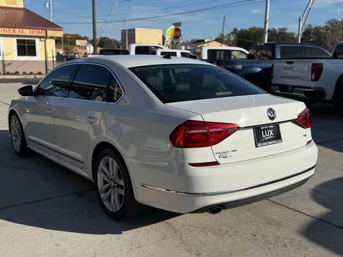 Used 2016 Volkswagen Passat 1.8T image 7