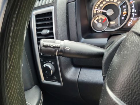 Used 2017 RAM 1500 Limited image 22