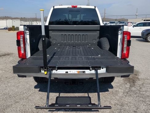 Certified 2025 Ford F350 Lariat w/ Lariat Ultimate Package image 11