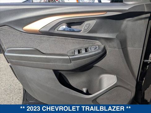 Used 2023 Chevrolet TrailBlazer ACTIV w/ Convenience Package image 10
