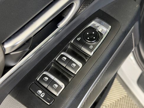 Used 2024 Kia Telluride EX X-Line AWD/4WD image 25