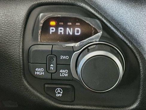 New 2026 RAM 1500 Express AWD/4WD image 12