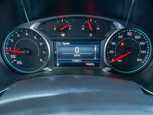 Used 2024 Chevrolet Equinox RS FWD image 20