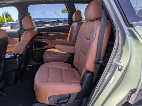 Used 2025 Kia Telluride SX Prestige X-Line AWD/4WD image 28