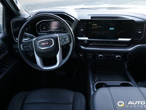 Used 2024 GMC Sierra 3500 SLT w/ SLT Premium Package image 20