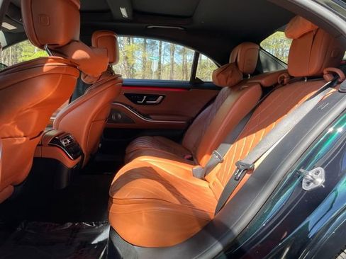 Used 2021 Mercedes-Benz S 580 4MATIC Sedan w/ AMG Line image 15