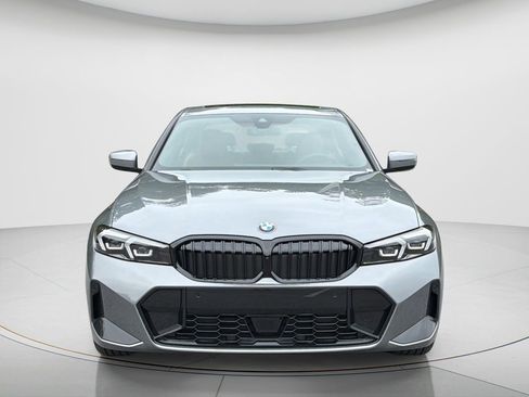 New 2026 BMW 330i Sedan w/ M Sport Package image 2