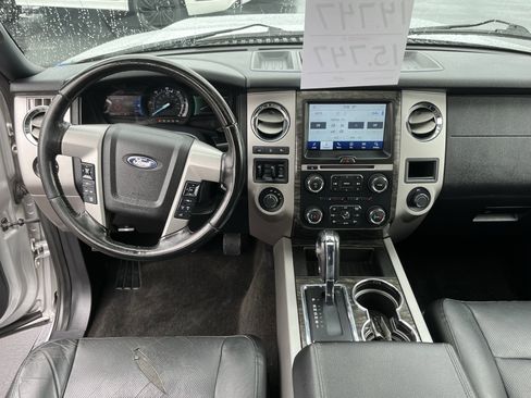 Used 2017 Ford Expedition Limited AWD/4WD image 8