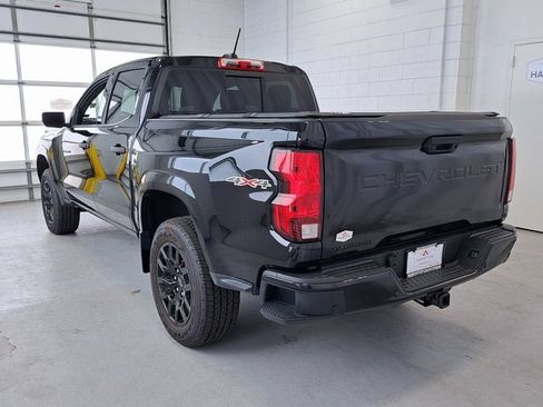 Used 2025 Chevrolet Colorado W/T w/ WT Custom Package AWD/4WD image 7