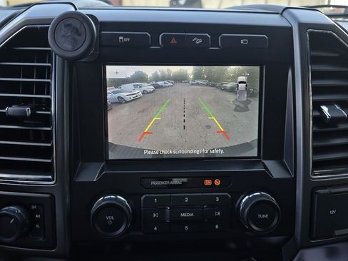 Used 2022 Ford F250 XLT w/ XLT Value Package image 15