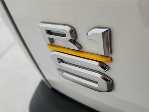 Used 2024 Rivian R1S Adventure image 18