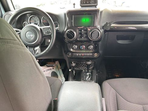 Used 2015 Jeep Wrangler Unlimited Sport w/ Quick Order Package 24S AWD/4WD image 30