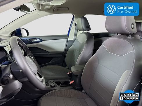 Used 2024 Volkswagen Taos SE image 20