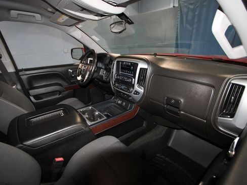 Used 2018 GMC Sierra 1500 SLE w/ SLE Value Package AWD/4WD image 17