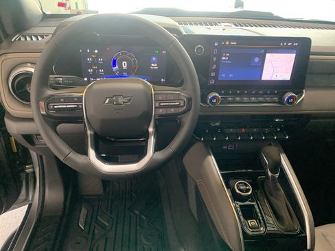 New 2026 Chevrolet Colorado ZR2 w/ Technology Package AWD/4WD image 15