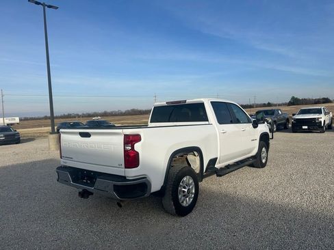 Used 2022 Chevrolet Silverado 2500 LT image 4