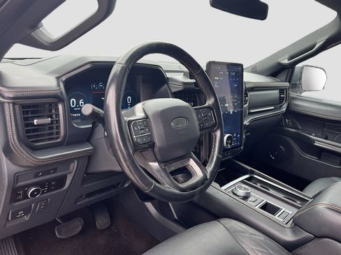 Used 2023 Ford Expedition Max Platinum RWD image 9