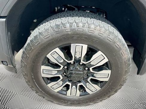 Used 2024 GMC Sierra 2500 Denali w/ Denali Reserve Package image 33