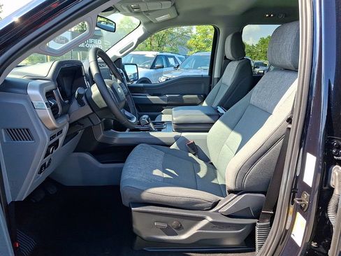 Used 2023 Ford F150 Lightning XLT AWD/4WD image 13