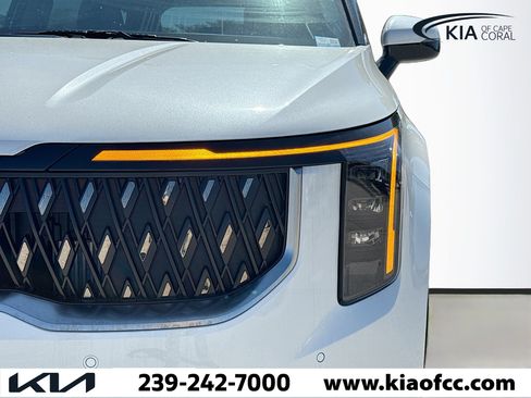 New 2026 Kia Carnival EX image 7