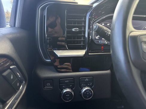 Certified 2024 GMC Sierra 1500 Elevation AWD/4WD image 18
