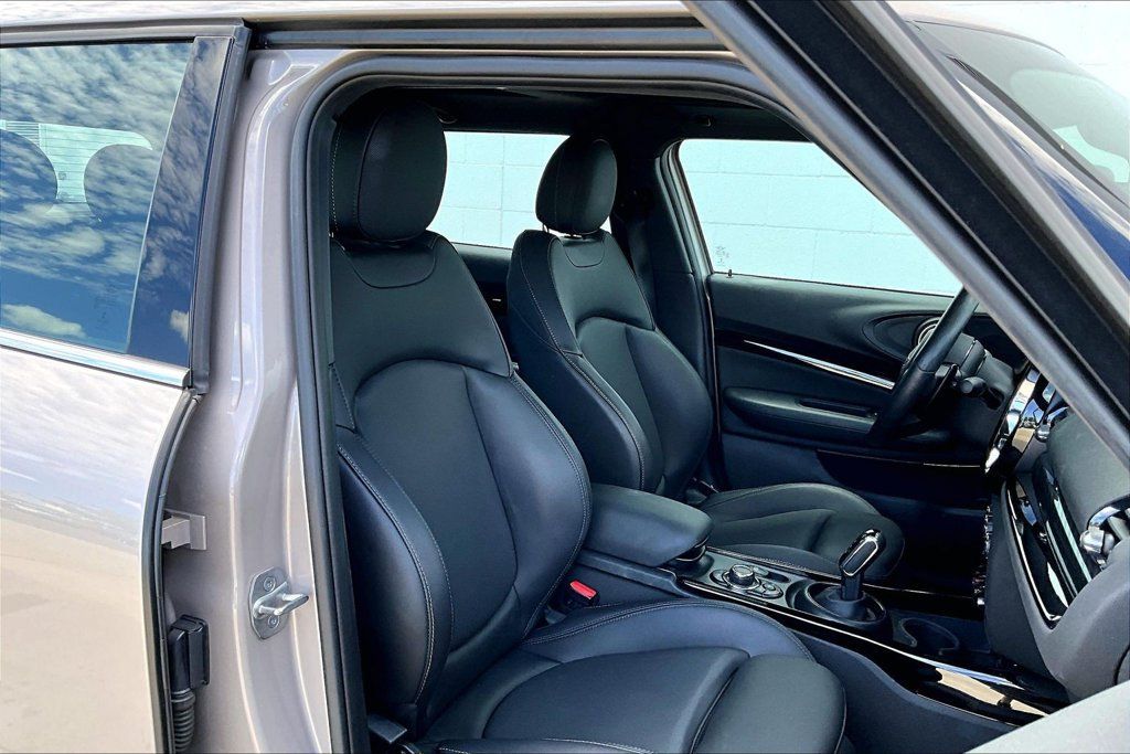 Certified 2022 MINI Cooper Clubman S FWD image 8