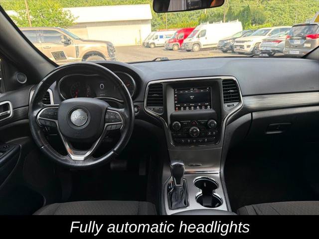 Certified 2021 Jeep Grand Cherokee Laredo AWD/4WD image 12