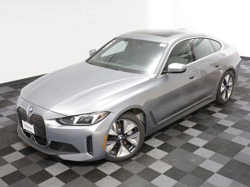 Certified 2025 BMW i4 xDrive40i image 2