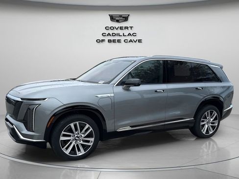 New 2026 Cadillac Vistiq Luxury w/ LPO, Floor Liner Package image 4
