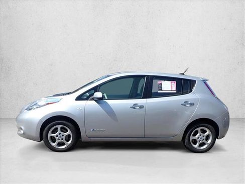 Used 2012 Nissan Leaf SL FWD image 2