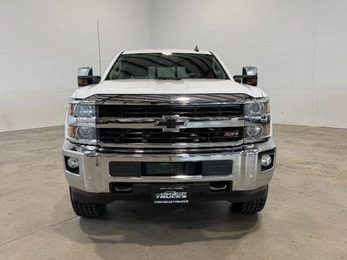 Used 2015 Chevrolet Silverado 3500 LTZ w/ Duramax Plus Package AWD/4WD image 3