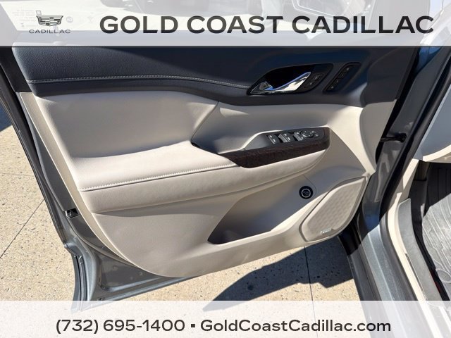 Used 2023 GMC Acadia Denali w/ Denali Technology Package AWD/4WD image 18