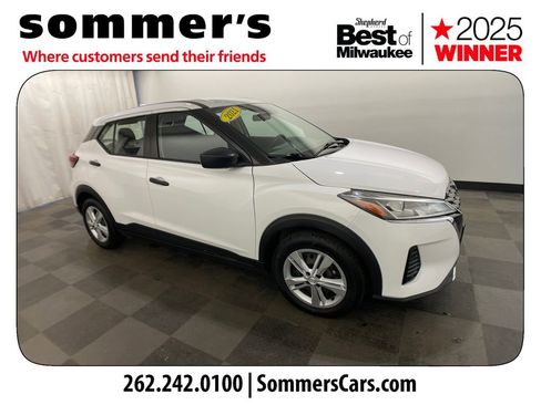 Used 2021 Nissan Kicks S image 6