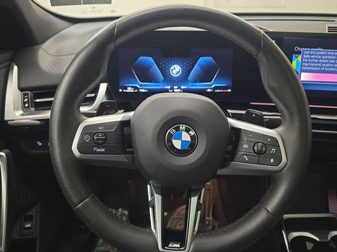 Used 2025 BMW X2 xDrive28i w/ M Sport Package AWD/4WD image 16
