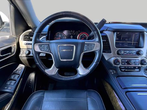 Used 2016 GMC Yukon Denali w/ Open Road Package AWD/4WD image 5
