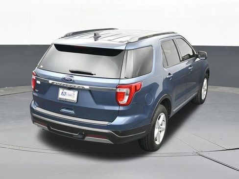 Used 2019 Ford Explorer XLT image 58