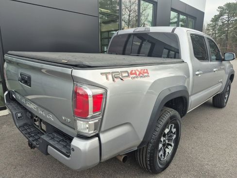 Used 2021 Toyota Tacoma TRD Off-Road image 6