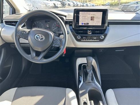 Used 2023 Toyota Corolla LE image 13