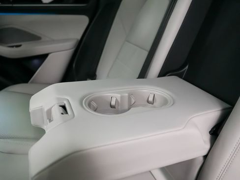 New 2026 Porsche Macan 4 Electric AWD/4WD image 20